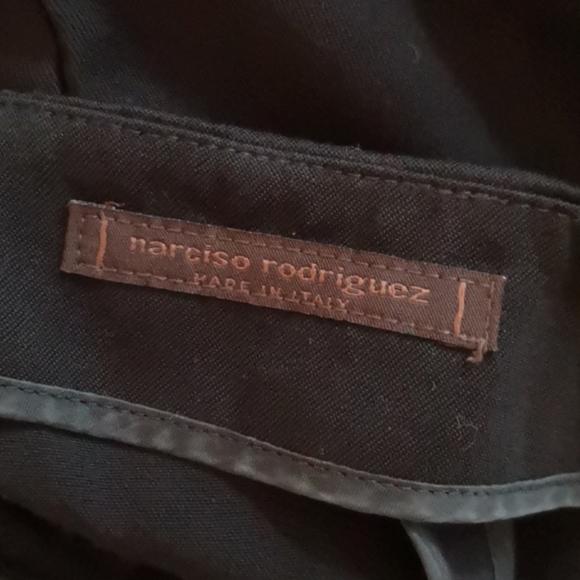 BLACK SKIRT - Picture 2 of 2